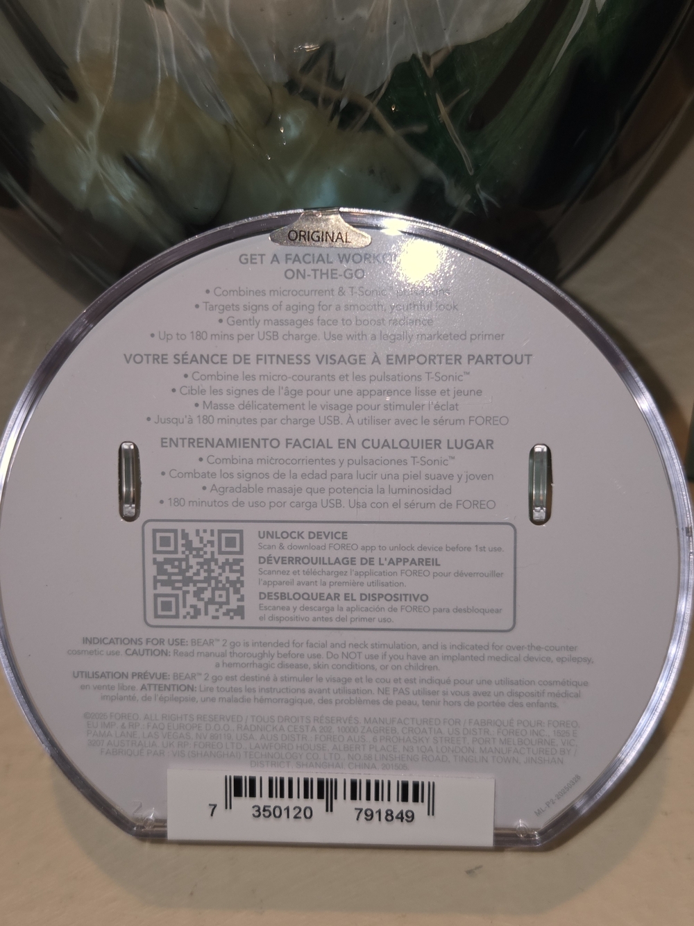 FOREO BEAR 2 go Microcurrent Facial Toning Device – Pistachio New - Picture 2 of 3